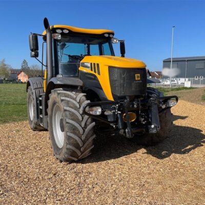 TraktorJCB 3230-65 XTRA