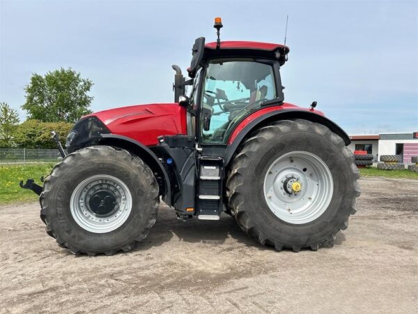 TraktorCase IH Optum 300