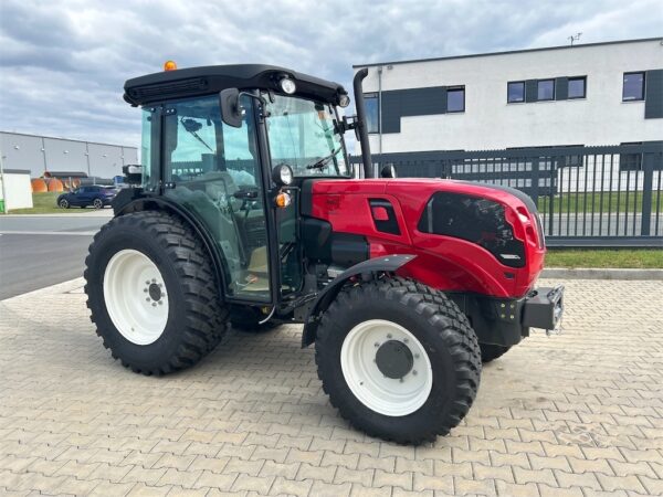 TraktorValtra F105S 2D3 (Tageszulassung)