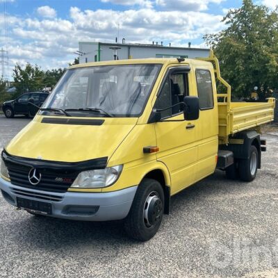 Dreiseiten-KipperMercedes 616 CDI (2002)