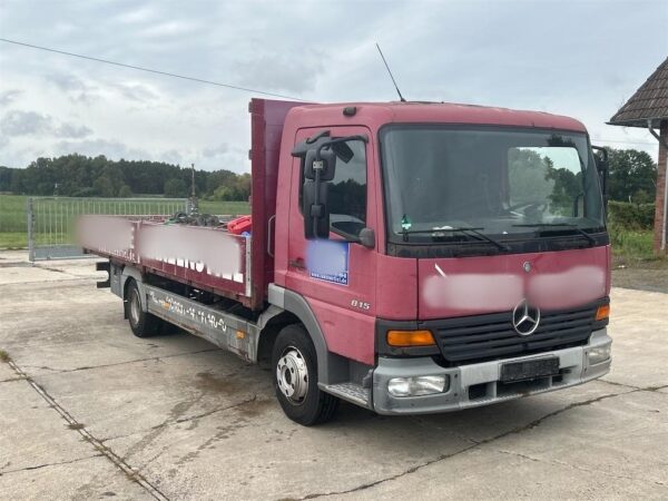 LKW – Pritsche-LangATEGO 815 Mercedes-Benz (2002)