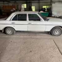 Oldtimer Mercedes 240D W123 (1981) – Bild 21