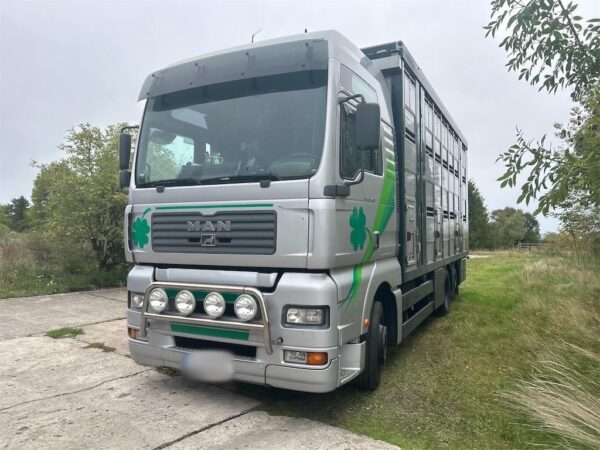 LKW-ViehtransporterMAN TGA 26.419 MAN (2002)